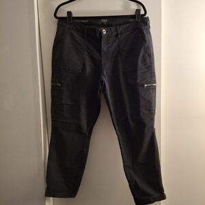 a.n.a Women's Classic Black Cargo Pants